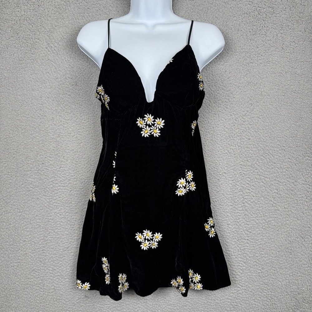 Urban Outfitters‎ Dress Womens S Velvet Mini Daisy Dark Fairy Grunge Babydoll